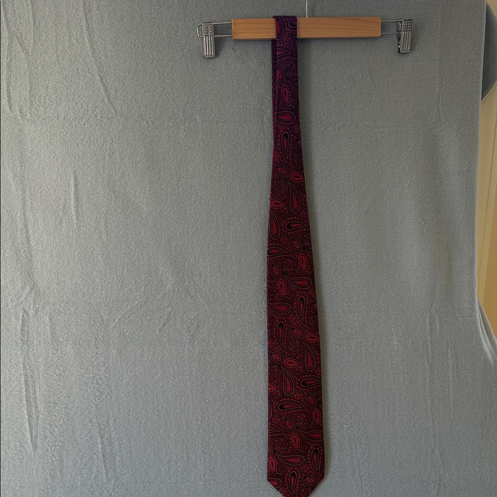 Ebro Paisley Red‎ Tie 100% Silk